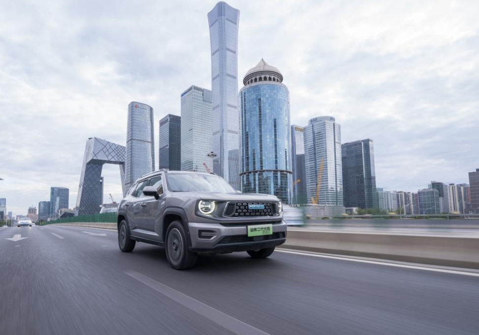 轻越野 新选择 哈弗二代大狗PHEV 105km潮电版超值上市
